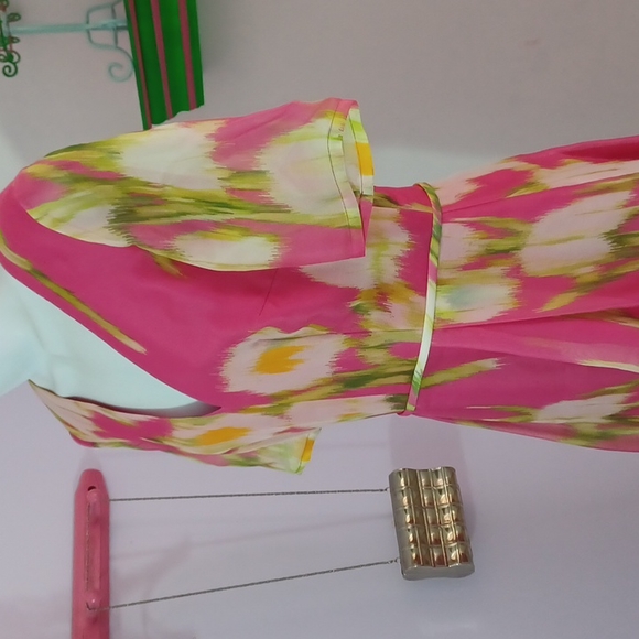 🆕️CAROLINA HERRERA silk dress sz 6 - Picture 4 of 9